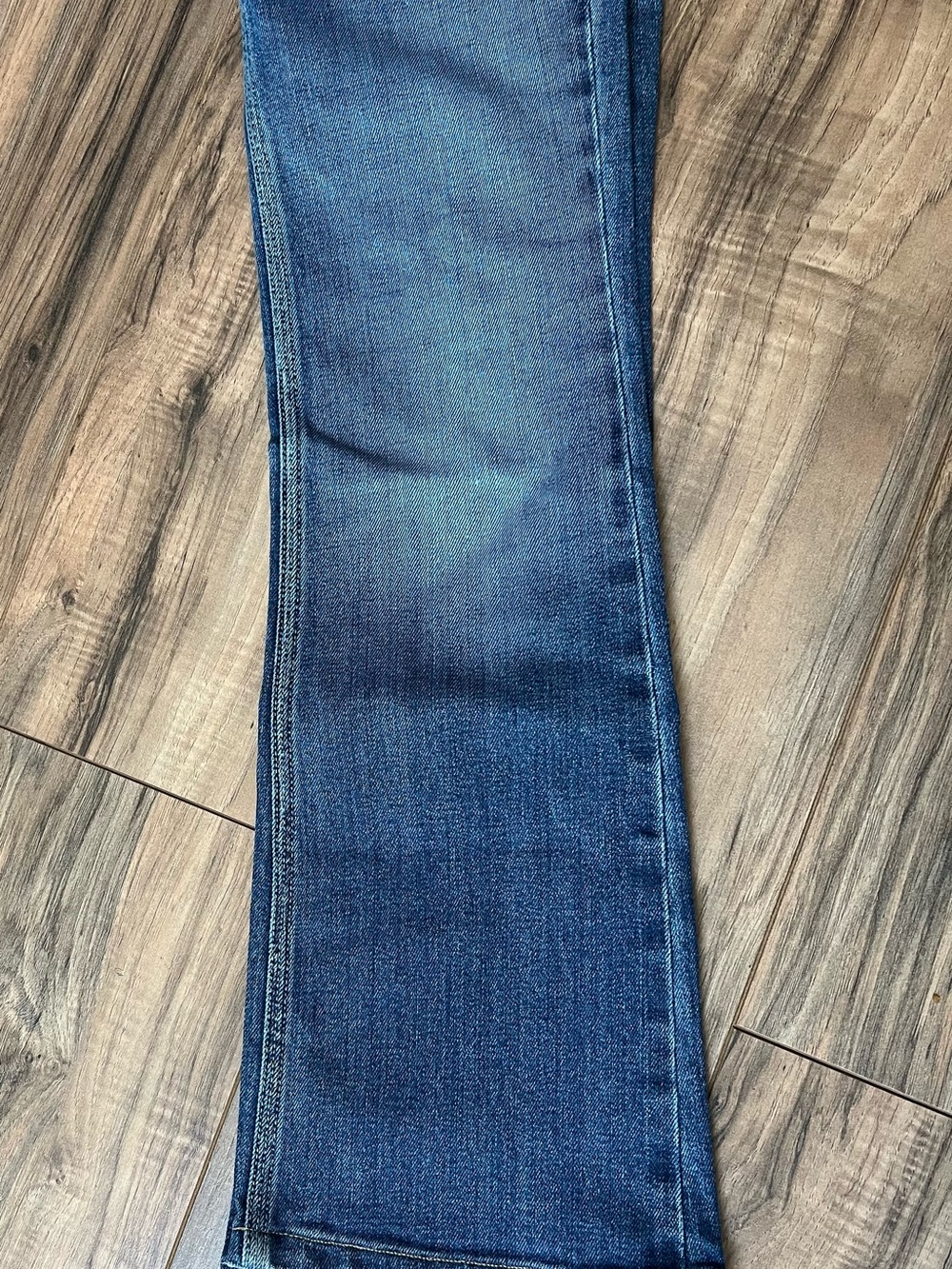7 For All Mankind Blue Denim Jeans with Contrast Stitching - Picture 13 of 16